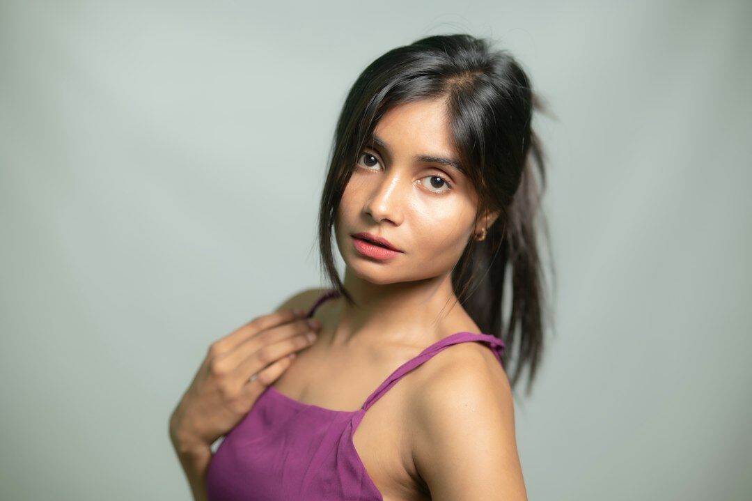 young actress scandal online